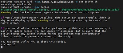 Terminal podczas instalacji środowiska Docker