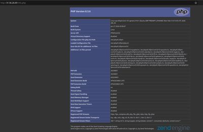 Strona phpinfo() wyświetlająca się w przeglądarce potwierdzająca że Nginx i PHP-FPM komunikują się poprawnie w konfiguracji stosu LEMP na Ubuntu